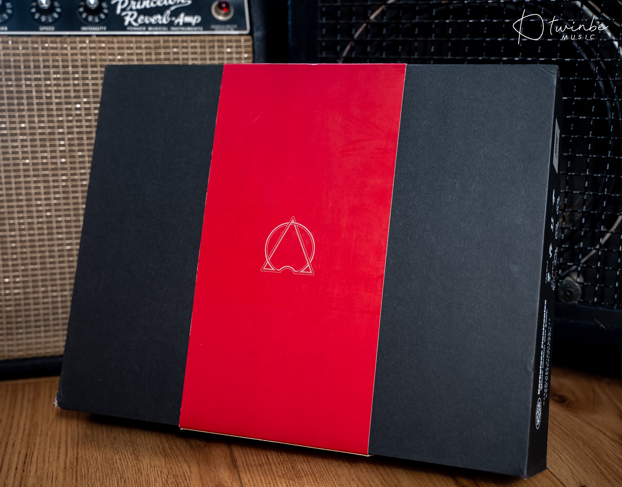 DARKGLASS Electronics ALPHA·OMEGA 900w Head Amp