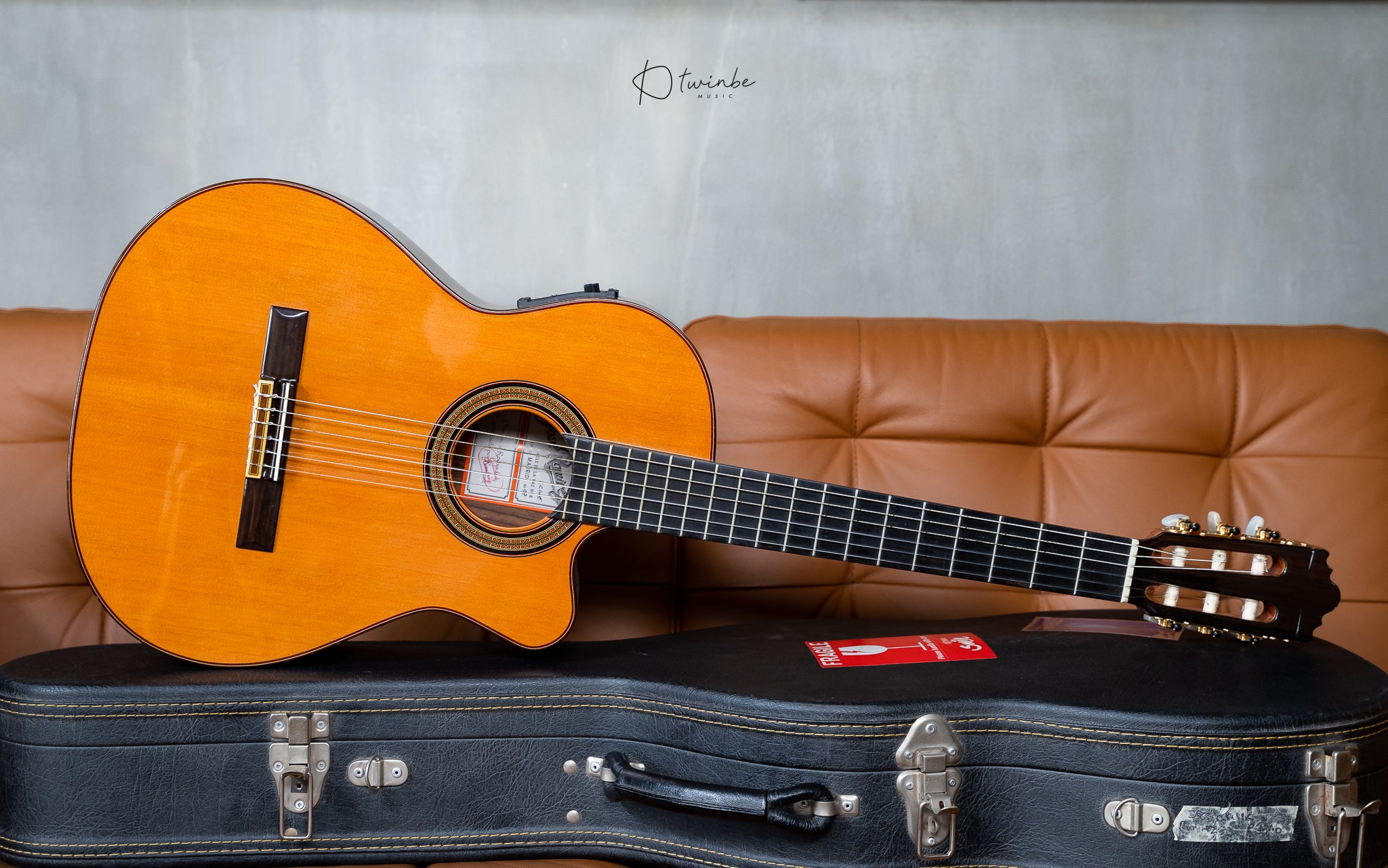Jose Ramirez 2CWE Nylon string