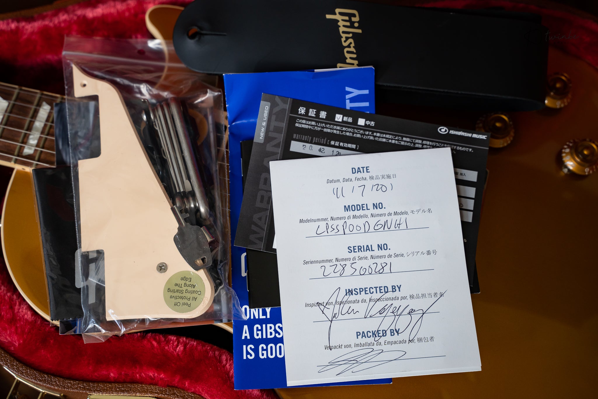2020 Gibson Slash Victoria Les Paul Standard Goldtop