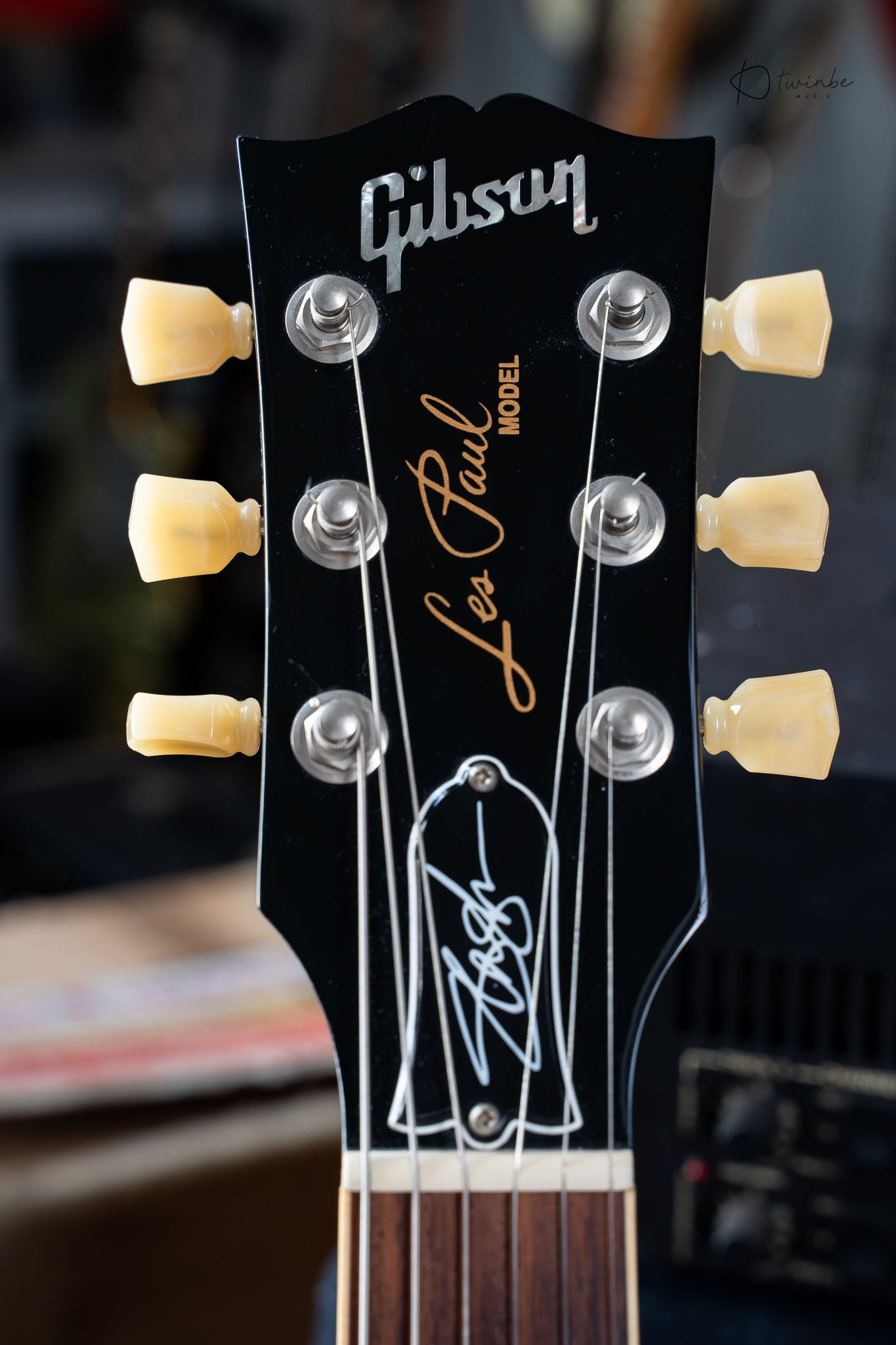 2020 Gibson Slash Victoria Les Paul Standard Goldtop