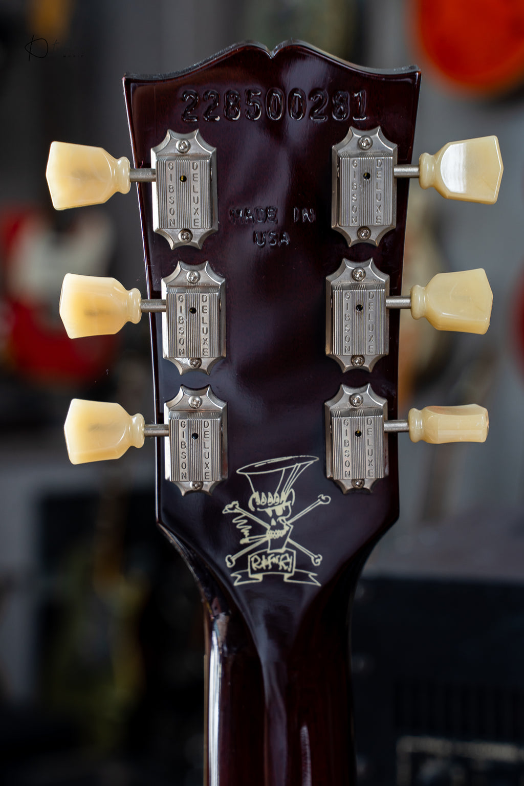 2020 Gibson Slash Victoria Les Paul Standard Goldtop