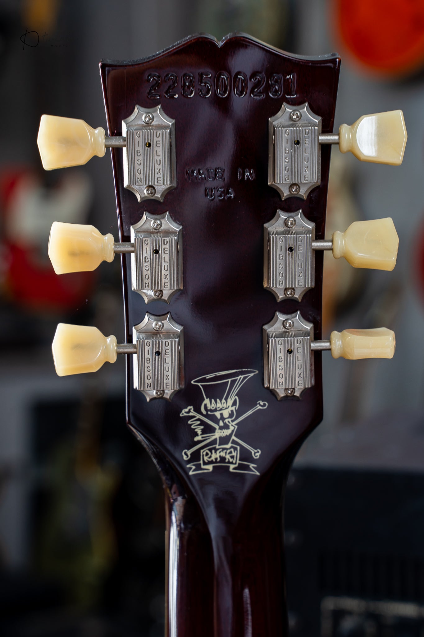 2020 Gibson Slash Victoria Les Paul Standard Goldtop