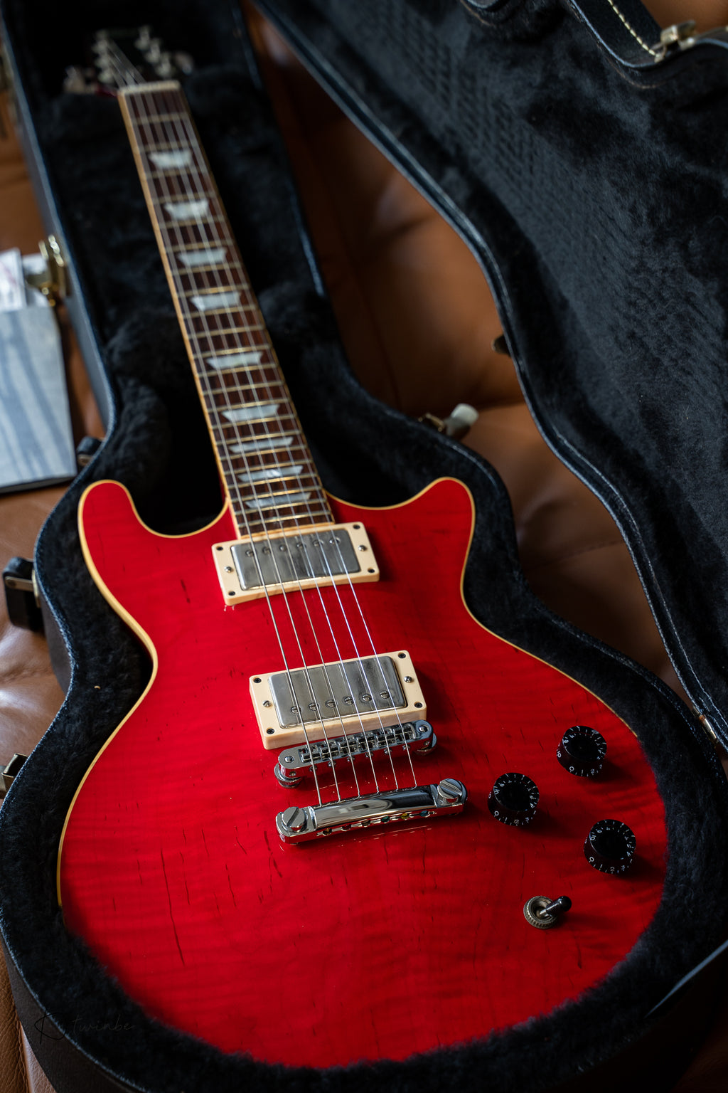 2012 Heritage Guitars H-110