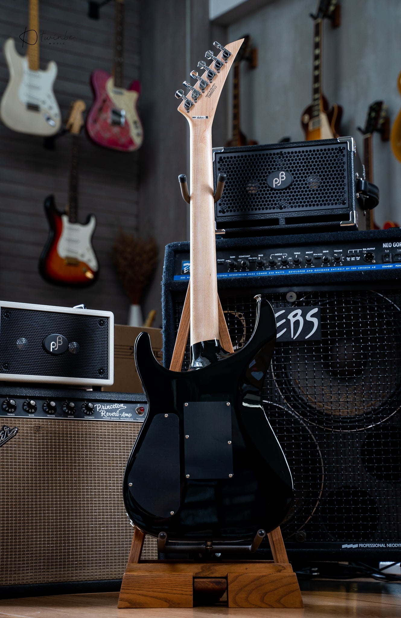 Jackson Pro Series Soloist SL3R Mirror