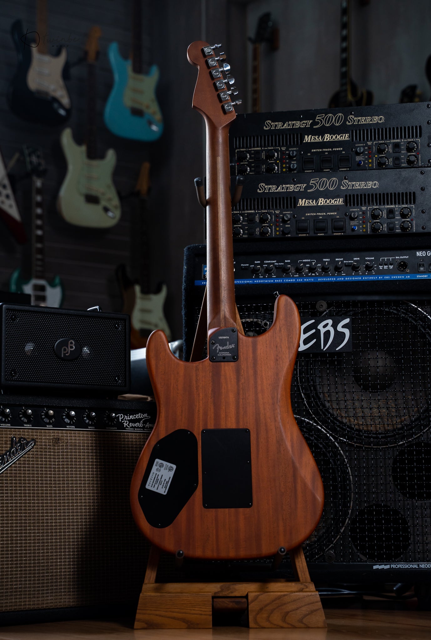Fender American Acoustasonic Stratocaster