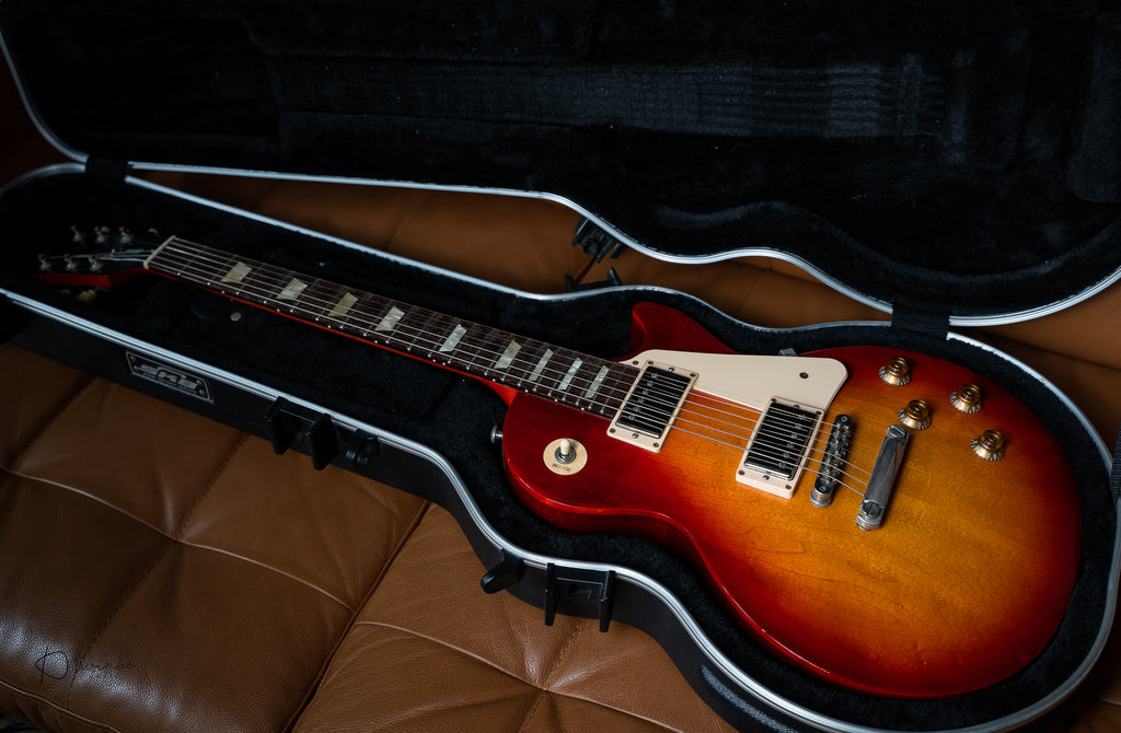 Gibson Les Paul Tribute Satin Cherry Sunburst