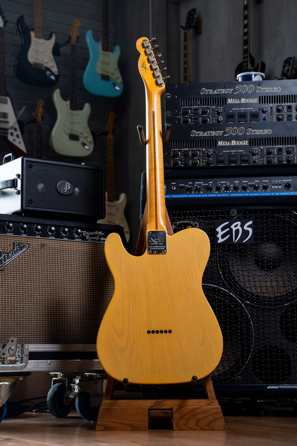 Fender Custom Shop "Limited Edition" 70th Anniversary "Broadcaster"￼Journeyman Relic