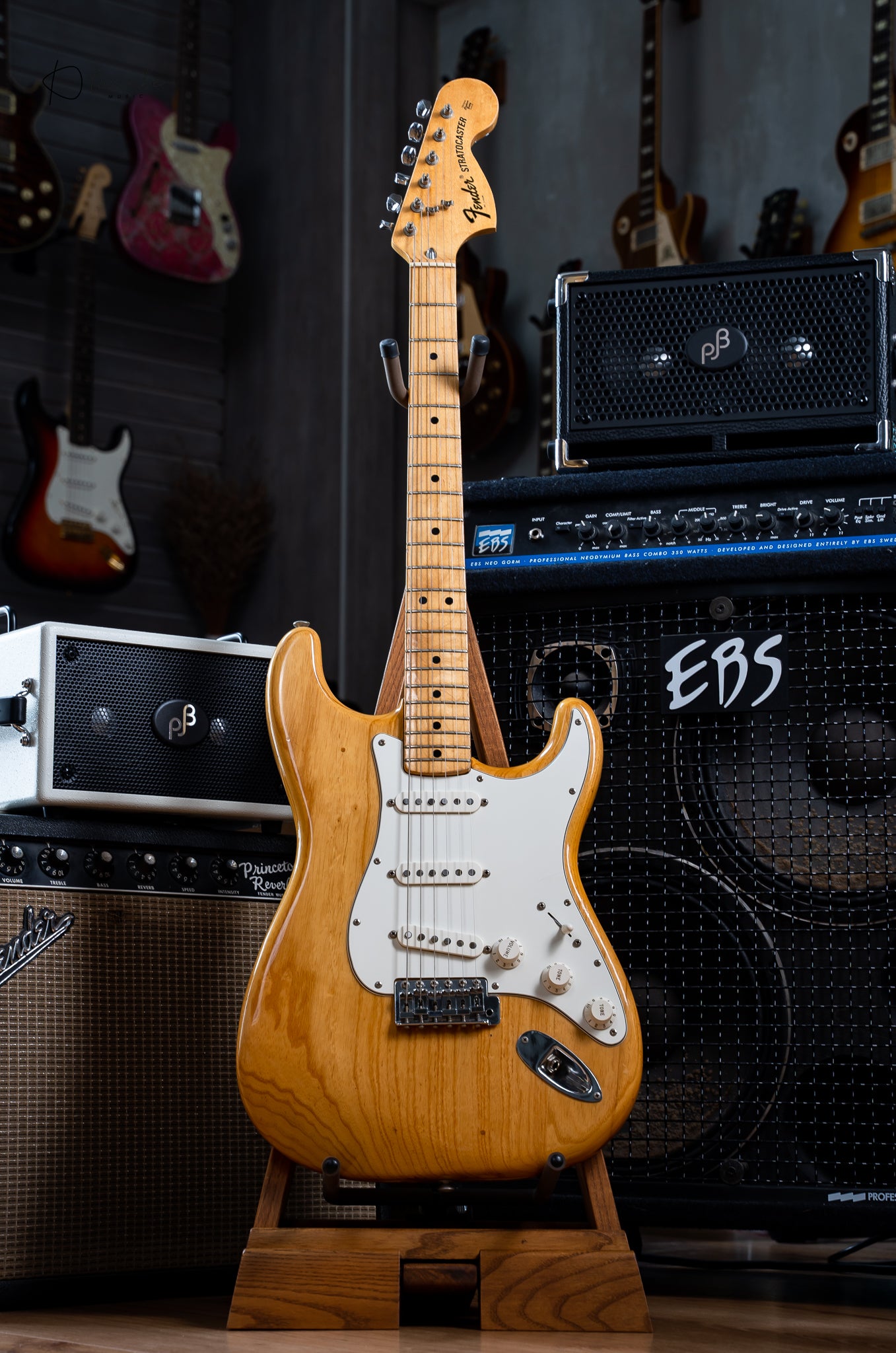1974 Fender Stratocaster Natural