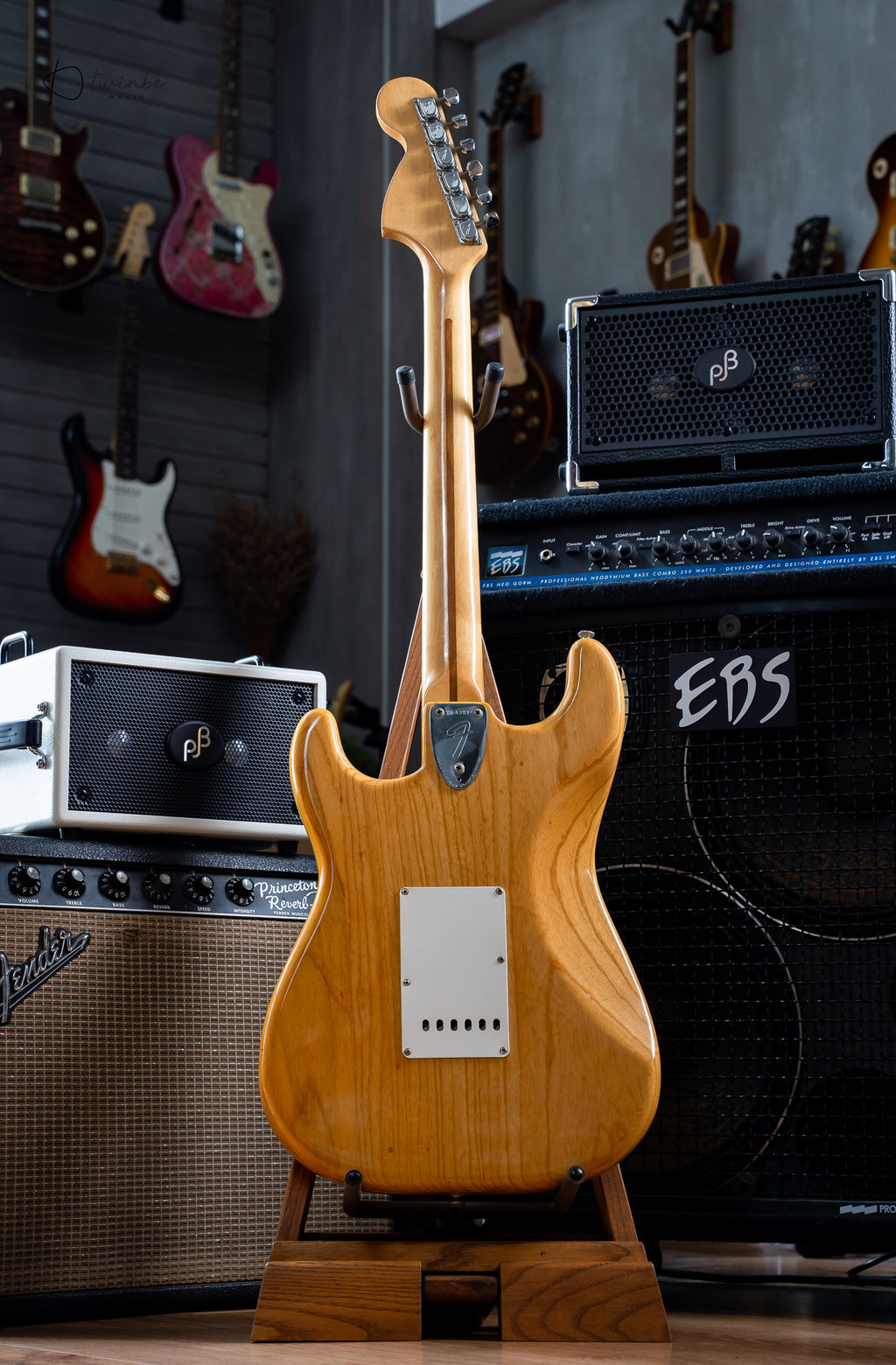 1974 Fender Stratocaster Natural