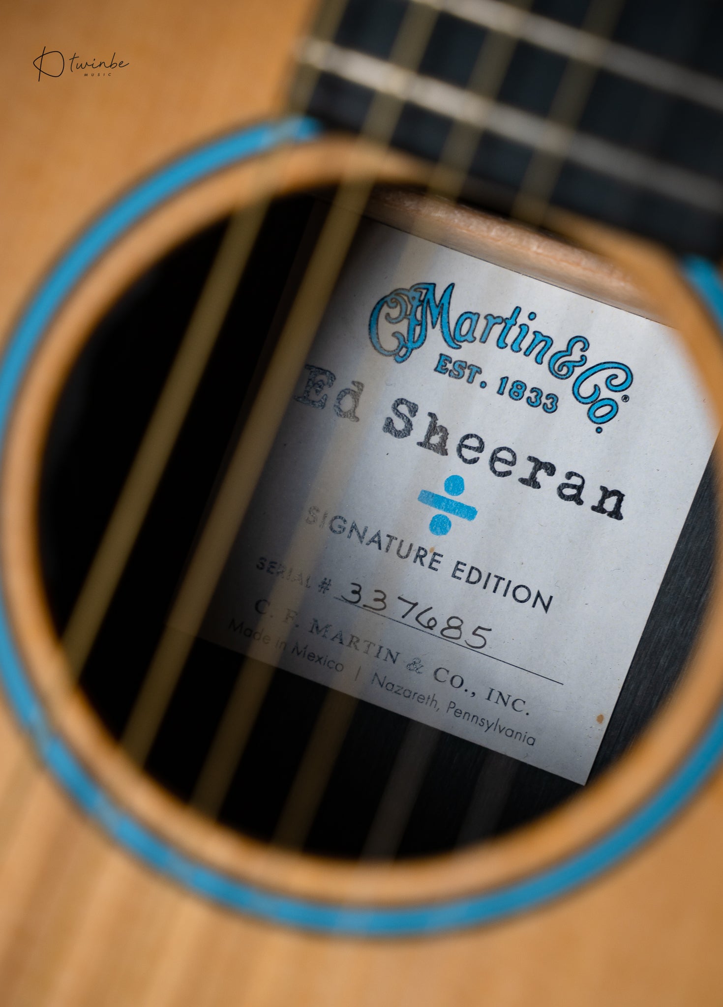 Martin Ed Sheeran 3 Divide Signature