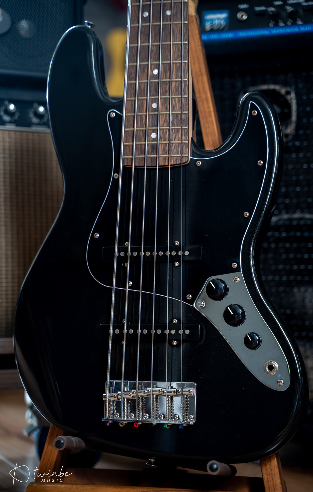 Squier Affinity Series Jazz Bass VI