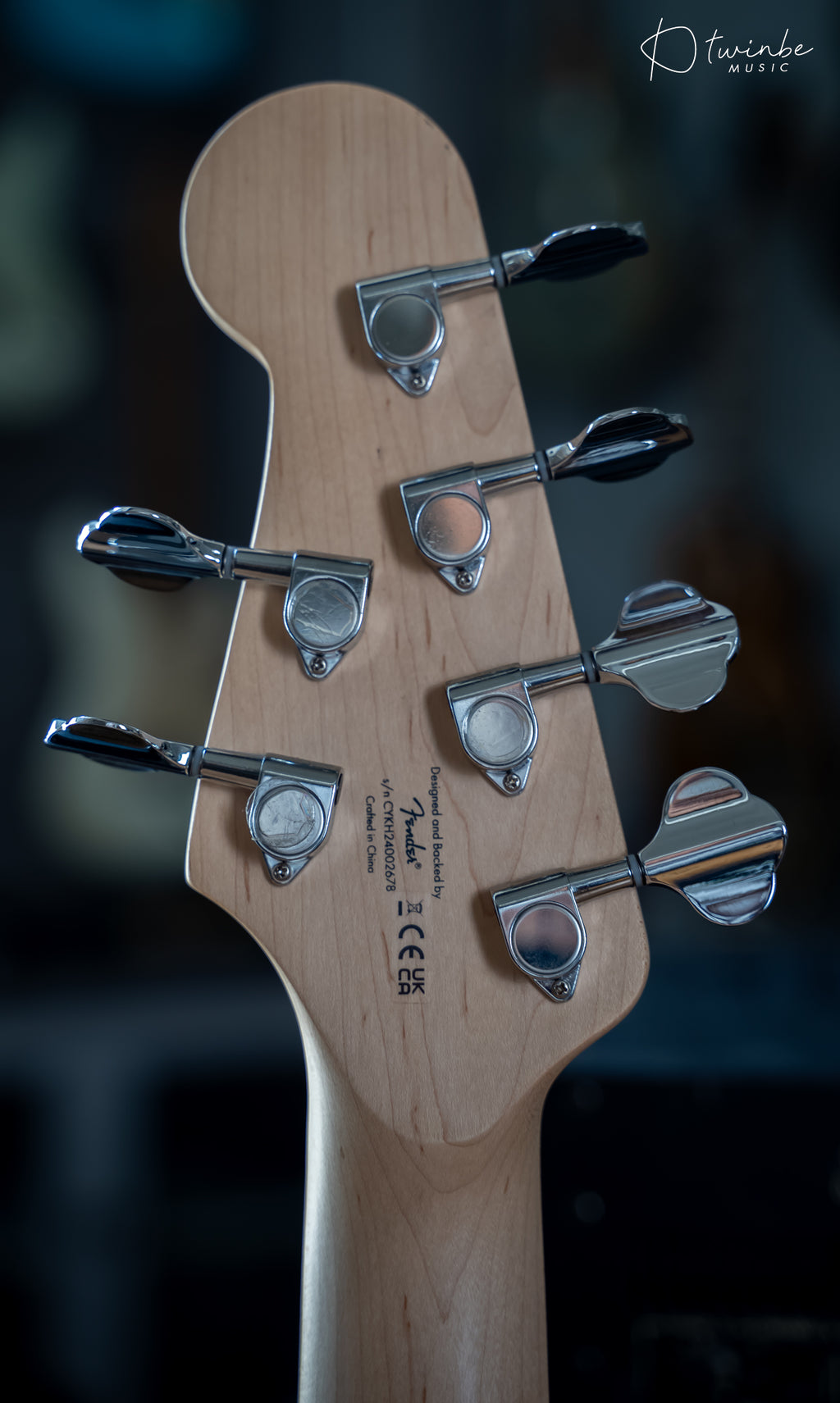 Squier Affinity Series Jazz Bass VI