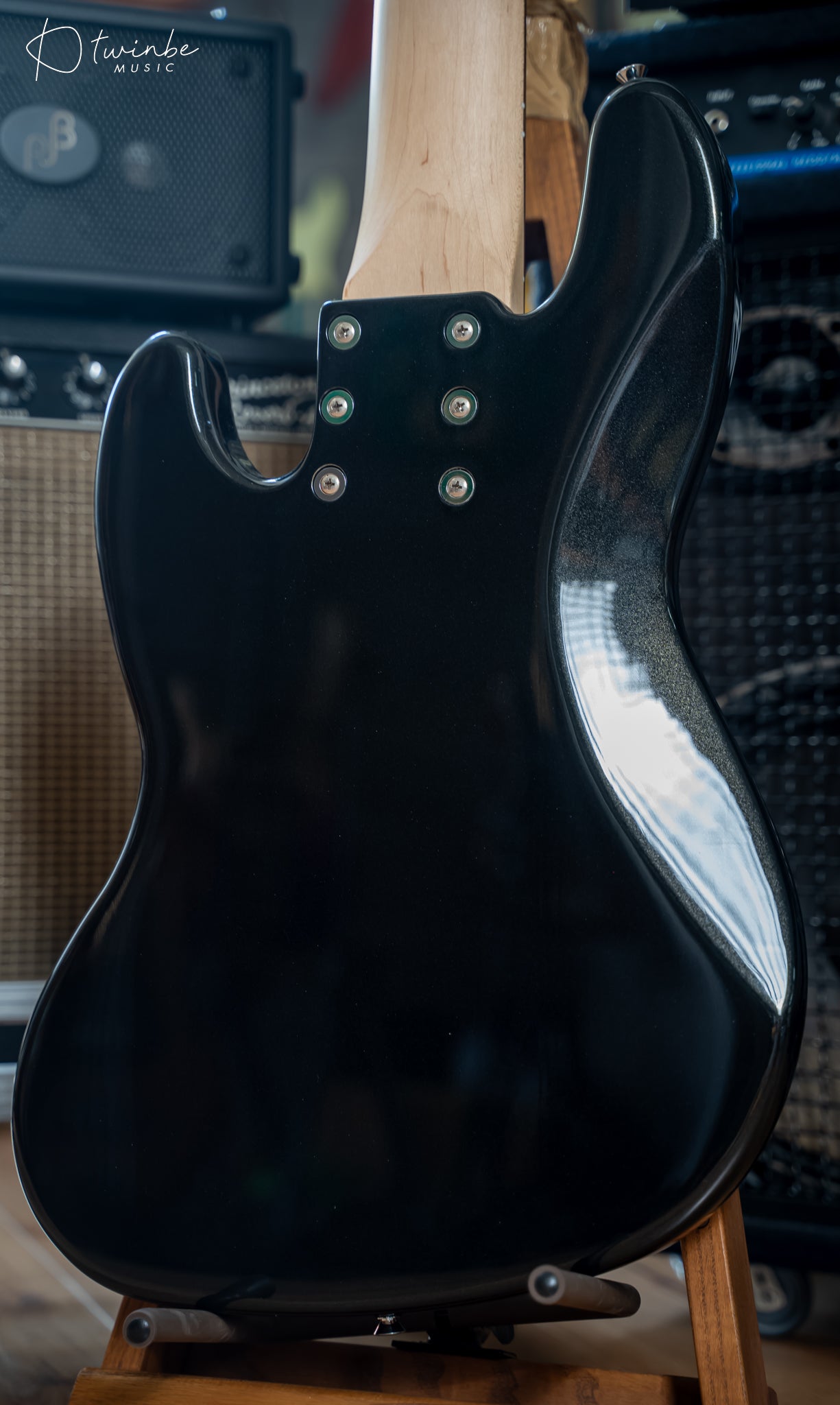 Squier Affinity Series Jazz Bass VI