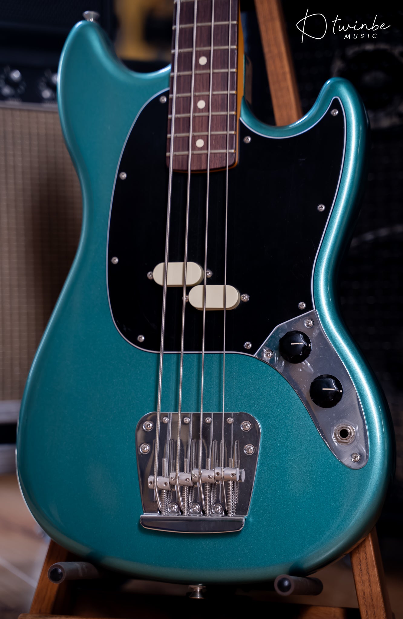 Fender American Professional Classic Mustang Bass,Fadded Sherwood Green Metallic