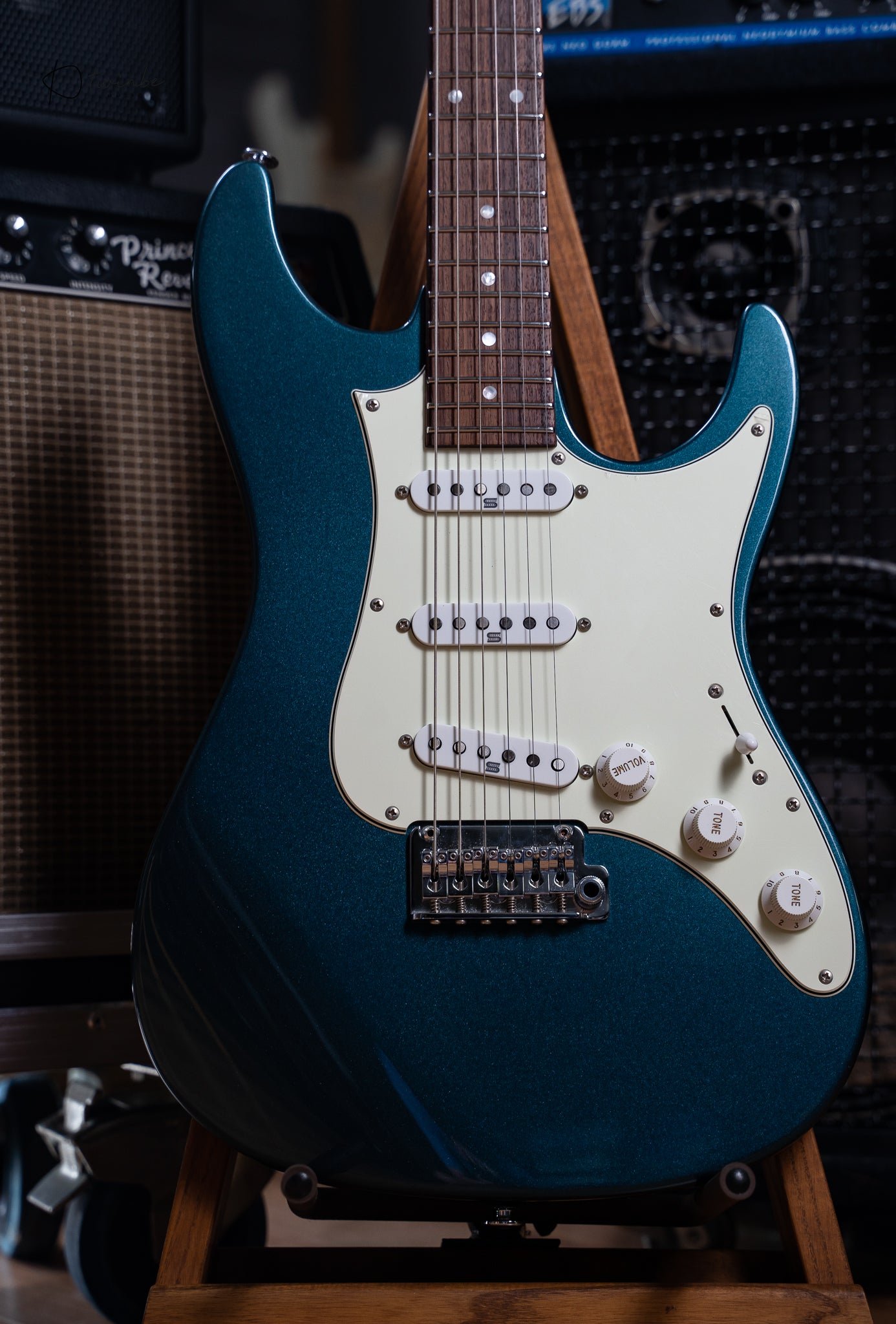 Ibanez Prestige AZ2203N-ATQ