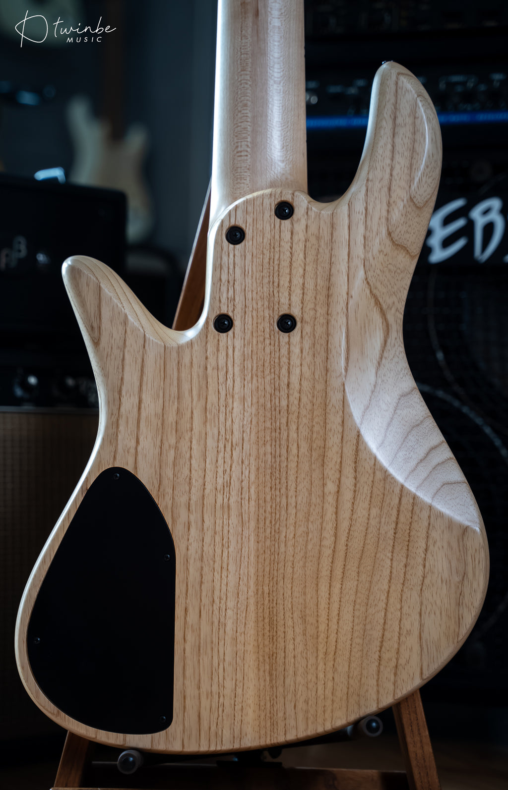 Fodera Emperor Standard 5 Essence Ash