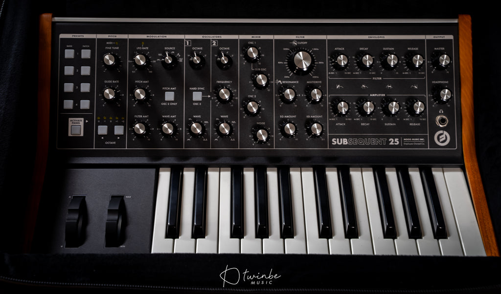 Moog Subsequent 25