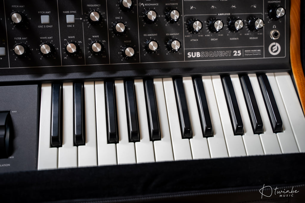 Moog Subsequent 25