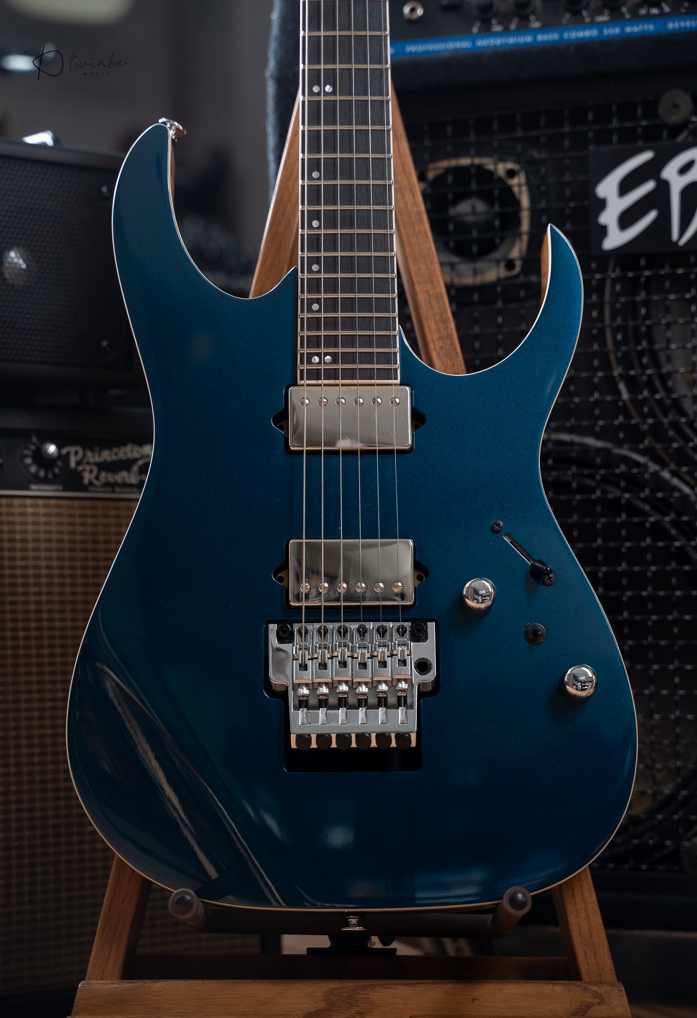 Ibanez Prestige RG3520C