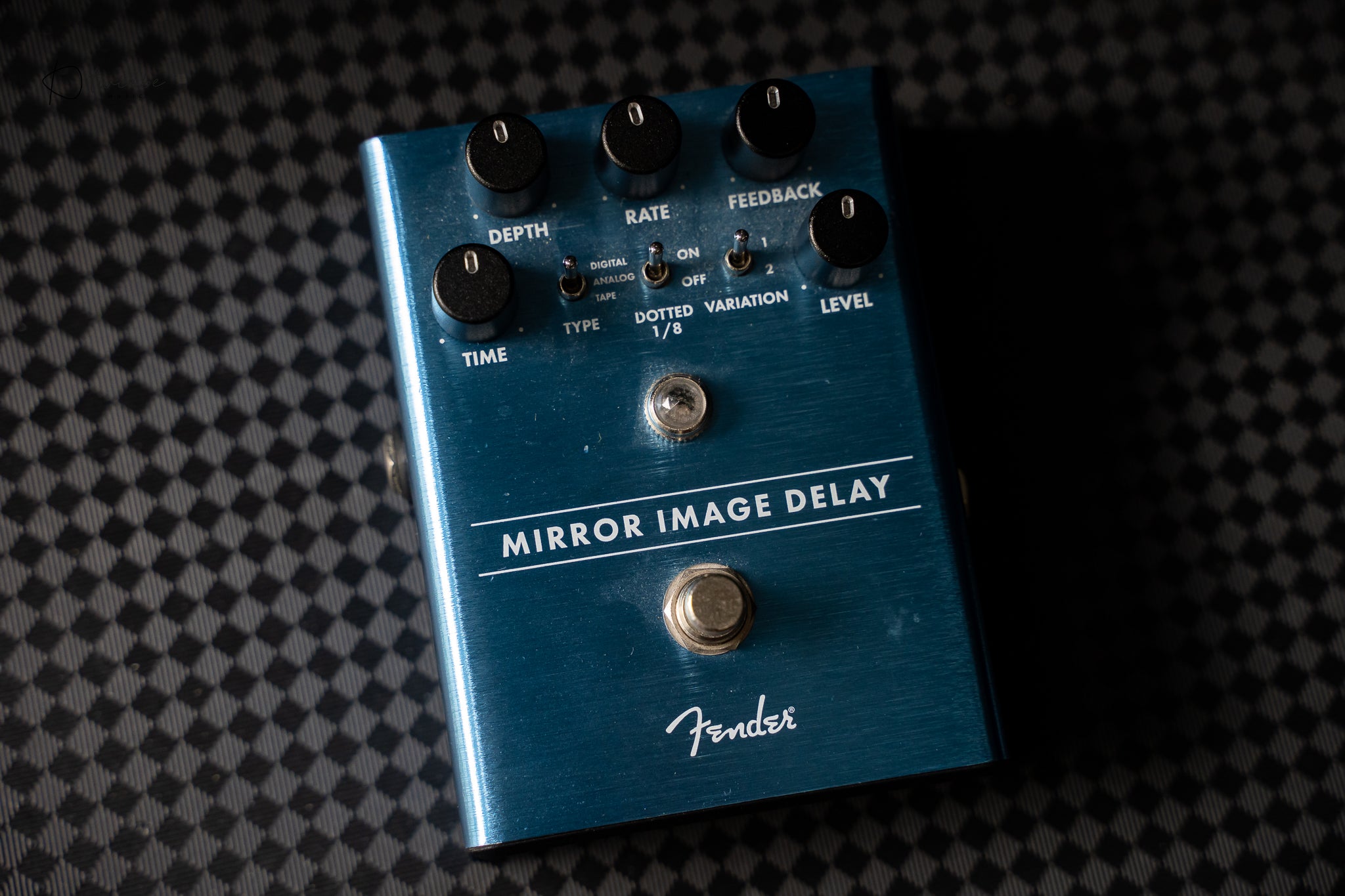 Fender Mirror Image Delay