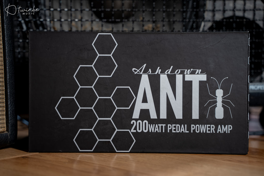 Ashdown Pedalboard Ant 200 D  200 Watt Bass Amp Black