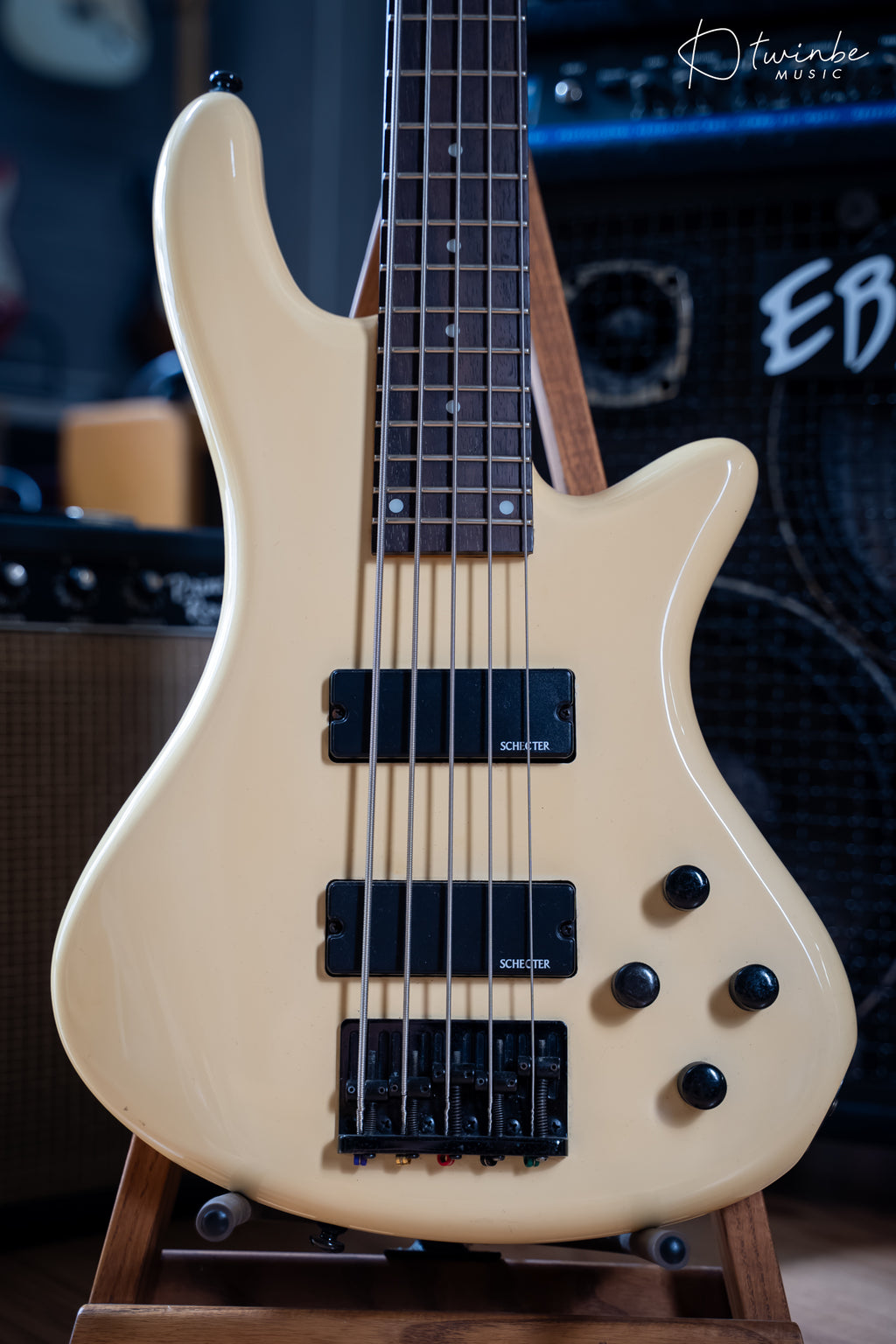 SCHECTER STILETTO DELUXE 5