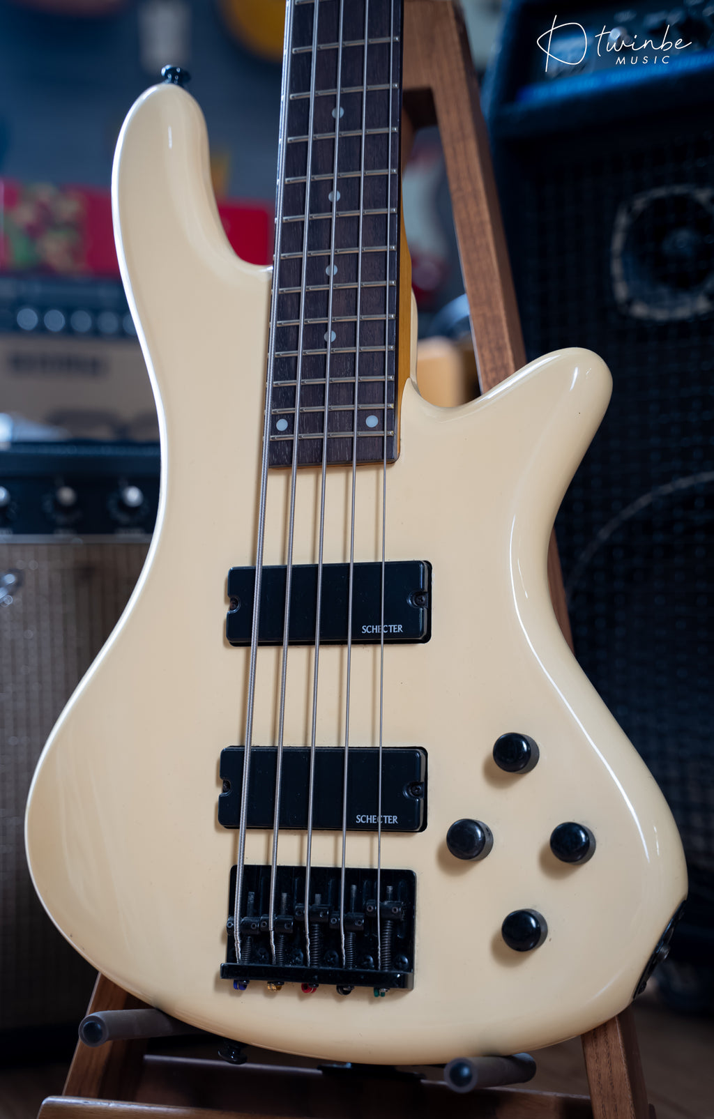 SCHECTER STILETTO DELUXE 5
