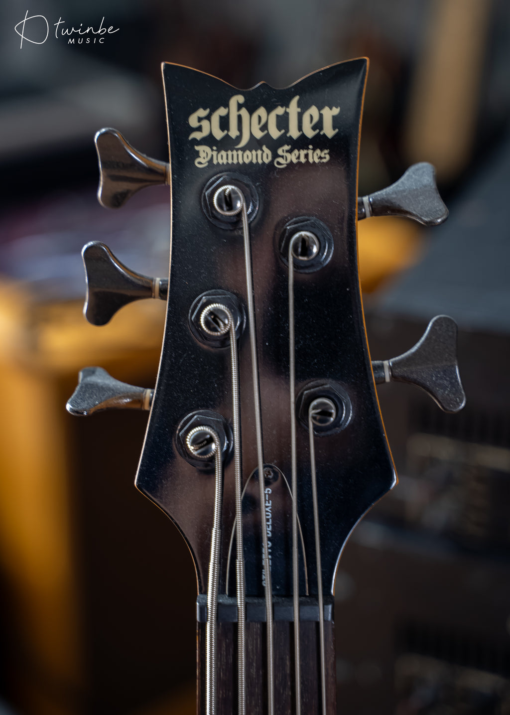 SCHECTER STILETTO DELUXE 5