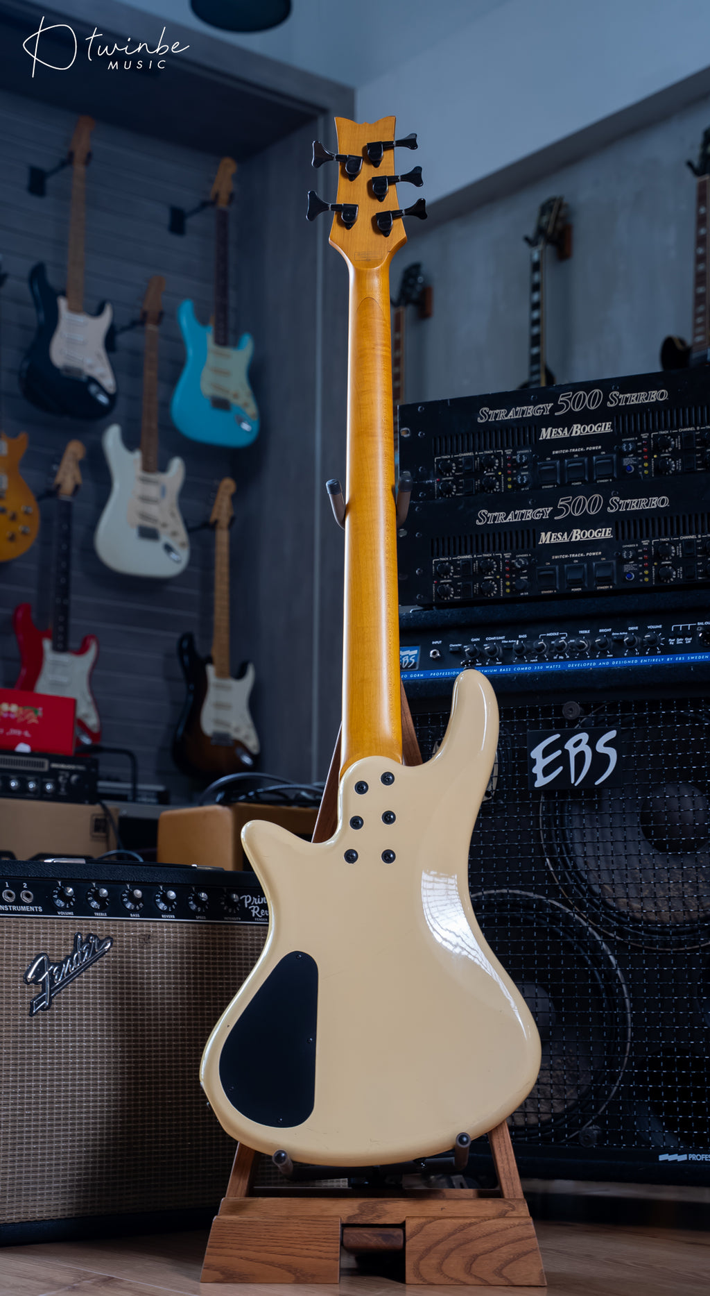 SCHECTER STILETTO DELUXE 5