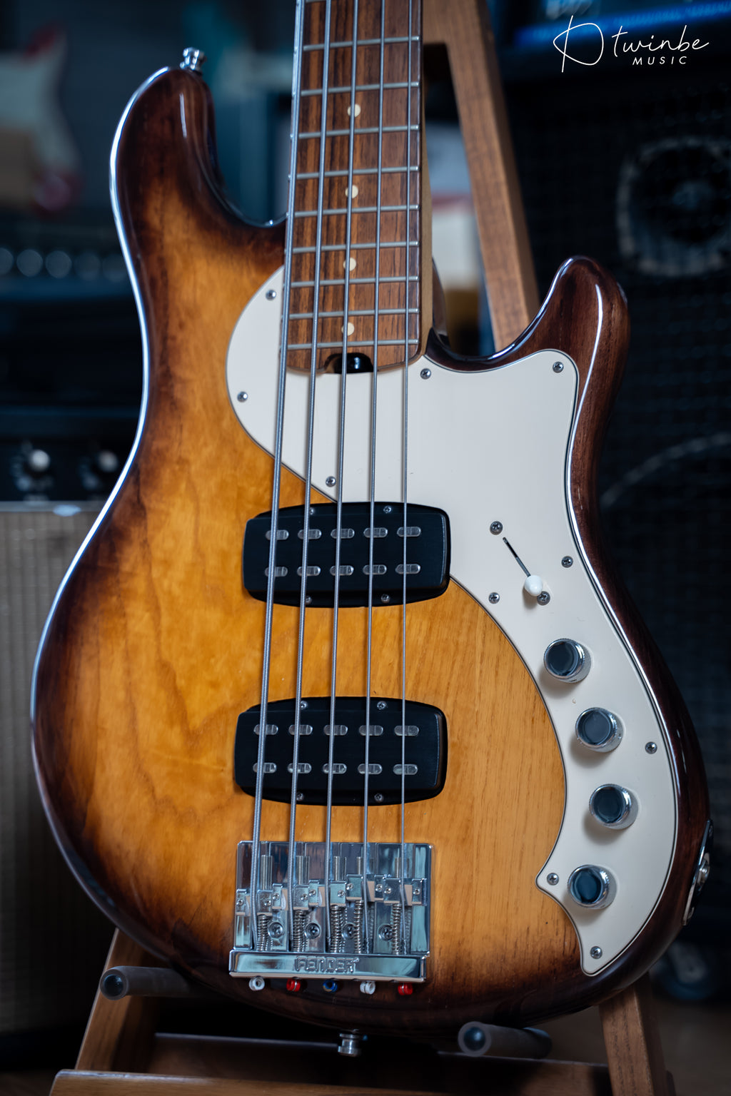 Fender American Deluxe Dimension Bass V HH