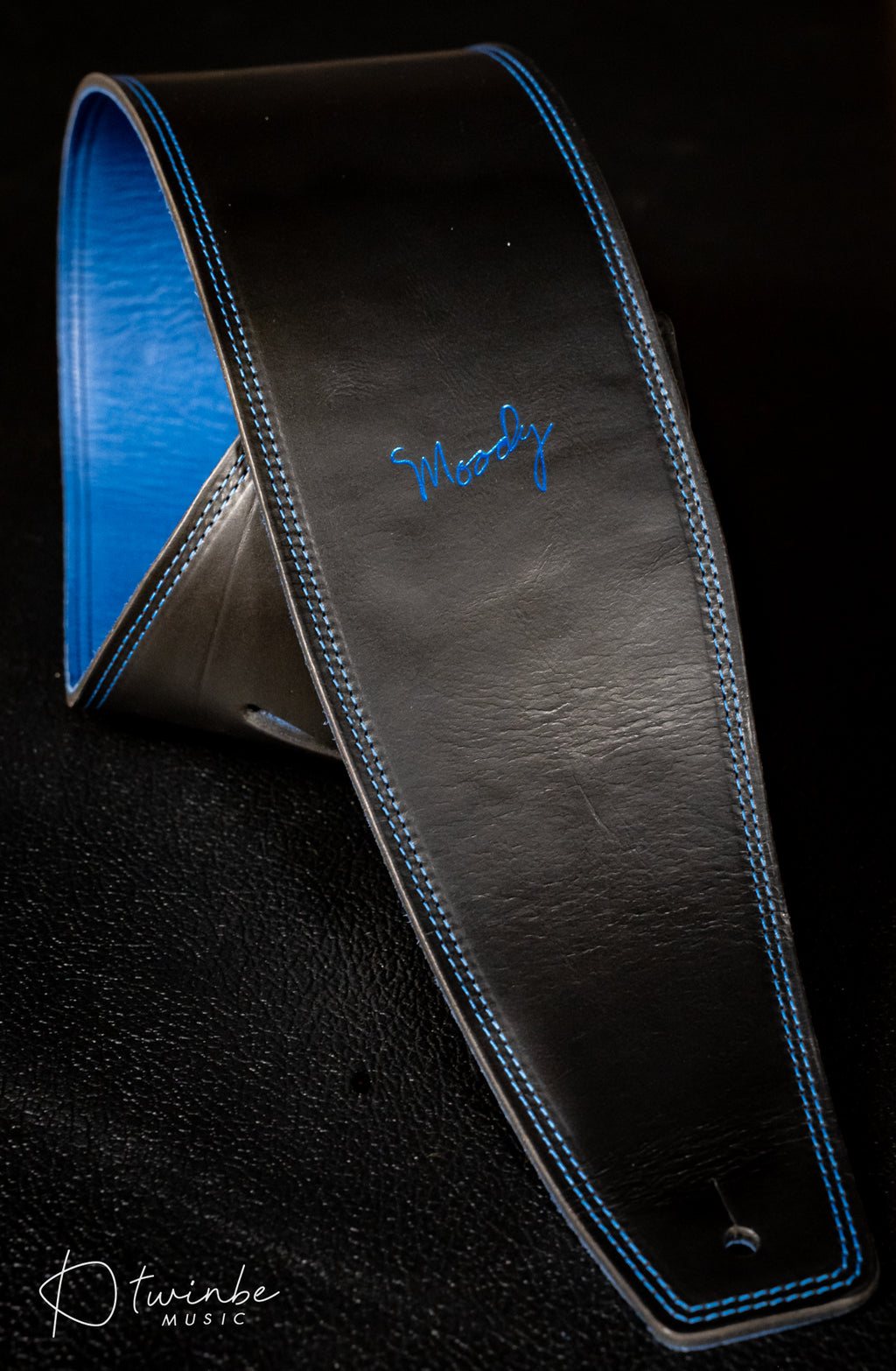 Moody 4.0" LEATHER BACKED GUITAR STRAP - BLACK/BLUE