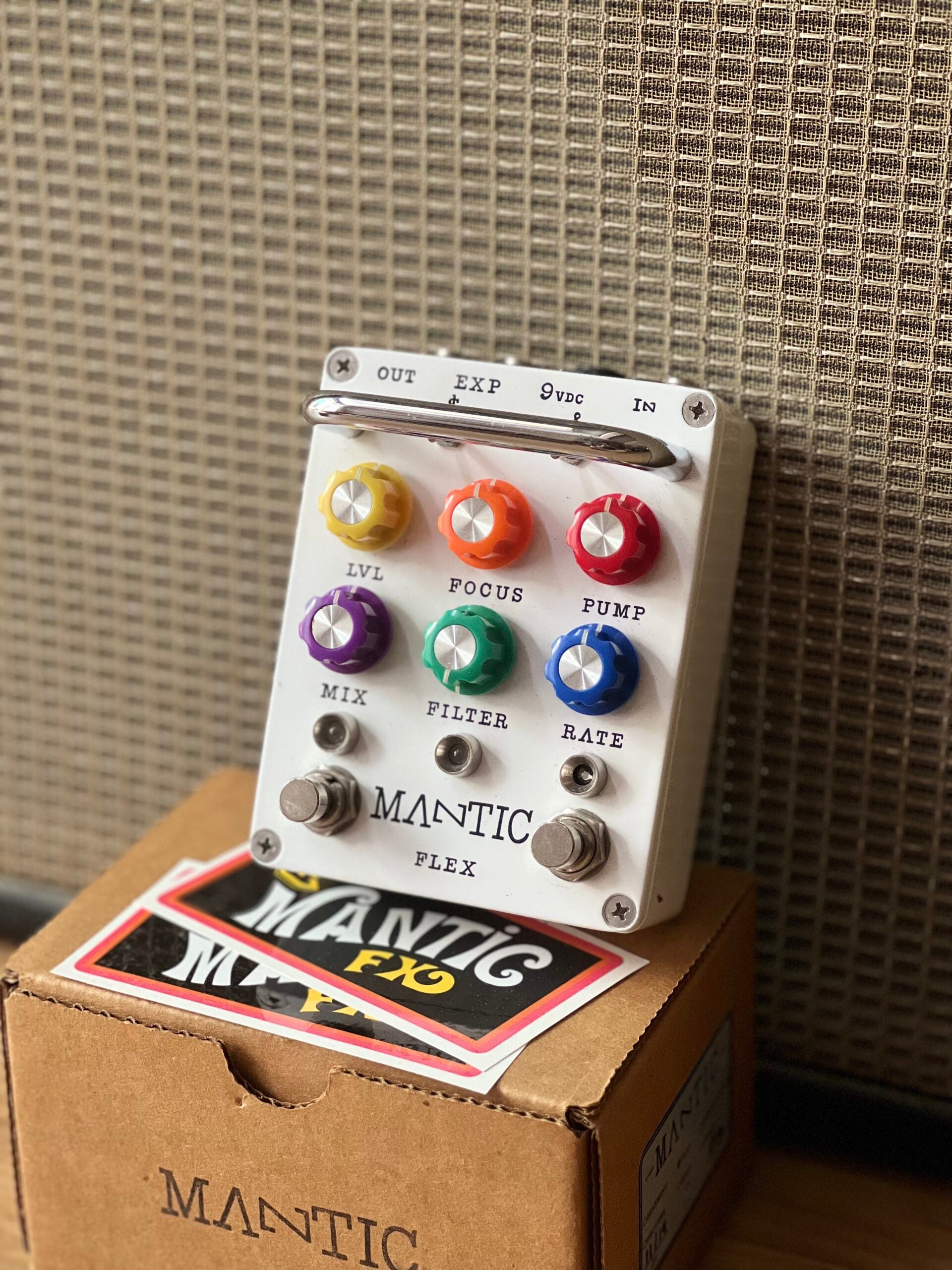 Mantic Flex Fuzz w LFO Pro Effects
