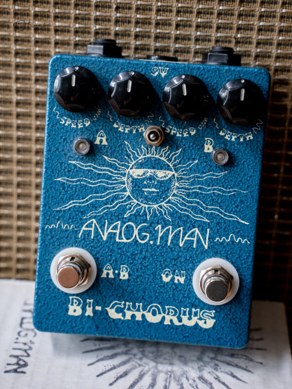 Analogman Bi-Chorus with Deep Switch