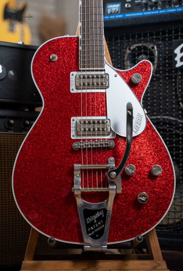 Gretsch G6129T Players Edition Jet FT with Bigsby Red Sparkle