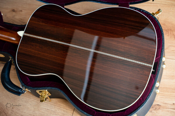 Martin OMJM John Mayer 20th Anniversary Acoustic-electric Platinum Gray Burst Limited Edition - Image 8