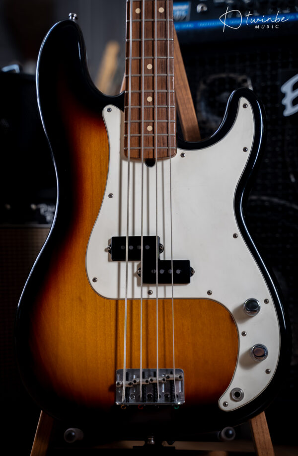 Fender American Standard Precision Bass Sunburst - Image 6