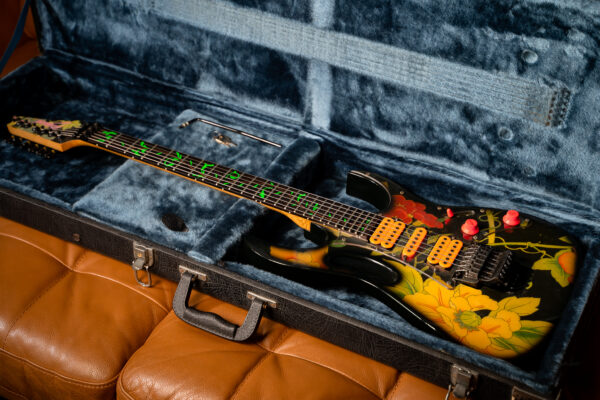 Ibanez JEM77-FP Steve Vai Signature (Floral Pattern) - Image 8