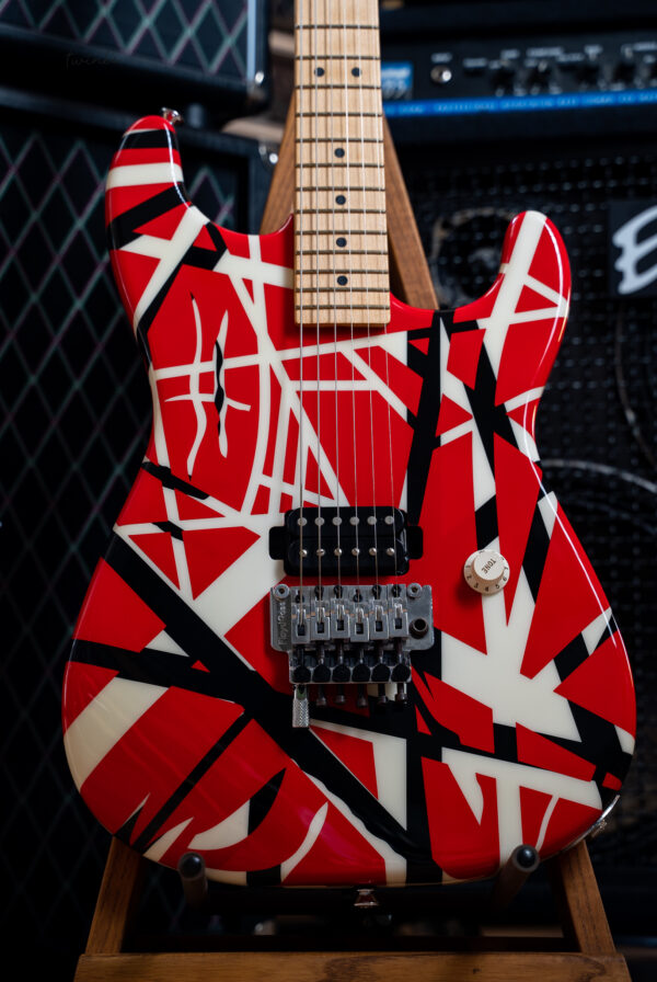 Charvel USA EVH Art Series Red /White / Black