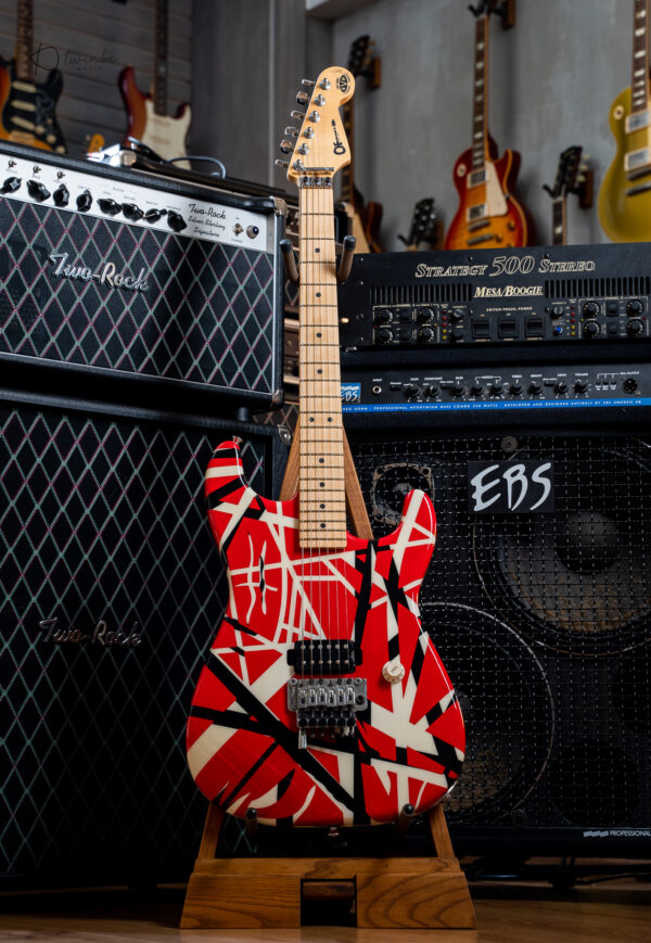 Charvel USA EVH Art Series Red /White / Black - Image 3