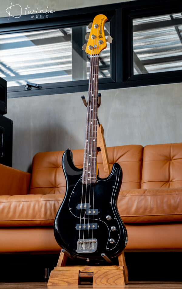 Music Man Caprice Bass 4 Strings Black Rosewood - Image 3