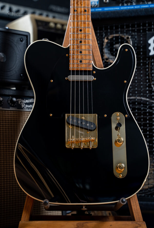 Suhr Mateus Asato Signature Classic T Black