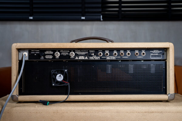 90's Fender Tone Master Custom Shop Head with Fender Tone Master 2x12 Cabinet - Image 6