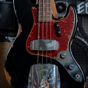 Fender Custom Shop ’62 Jazz Bass Relic Black
