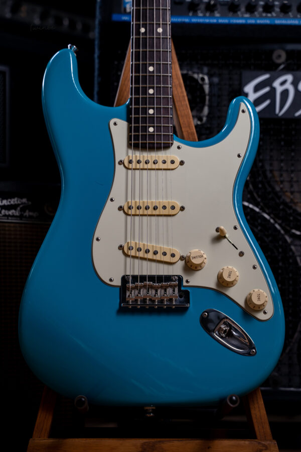 Fender American Professional II Stratocaster in Miami Blue