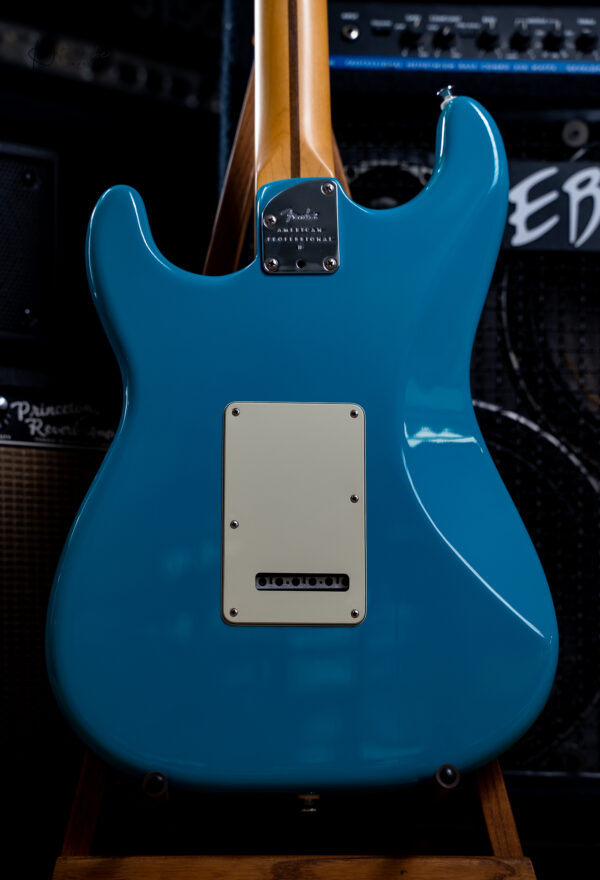 Fender American Professional II Stratocaster in Miami Blue - Image 5