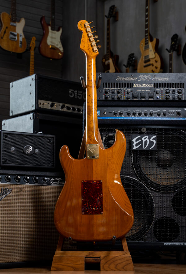 Fender Custom Shop Artisan Maple Burl Stratocaster Limited Edition - Image 6
