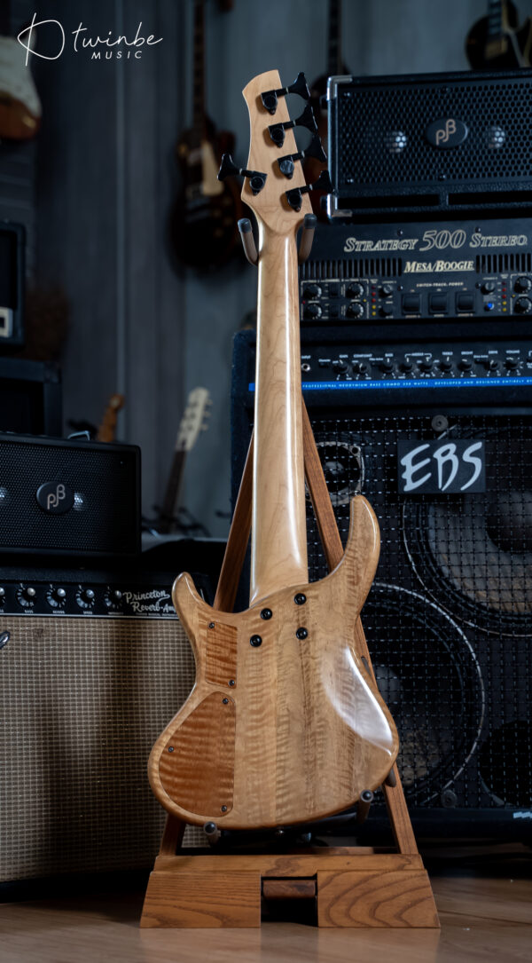 Hammer Mini bass 5 String Bass - Image 7