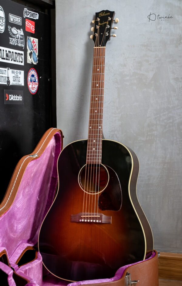 2016 Gibson J-45 Vintage - Image 3