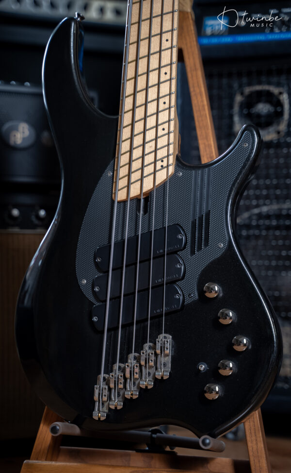 Dingwall NG3 5 string Bass Metallic Black - Image 5
