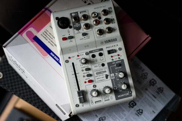 Yamaha AG03MK2 Mixer